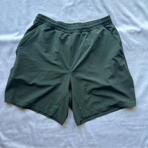 Lululemon Men’s Pace Breaker Short - Unlined 7” - Size L - Green